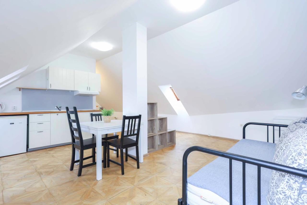 Beethoven Apartments Bratislava Bagian luar foto