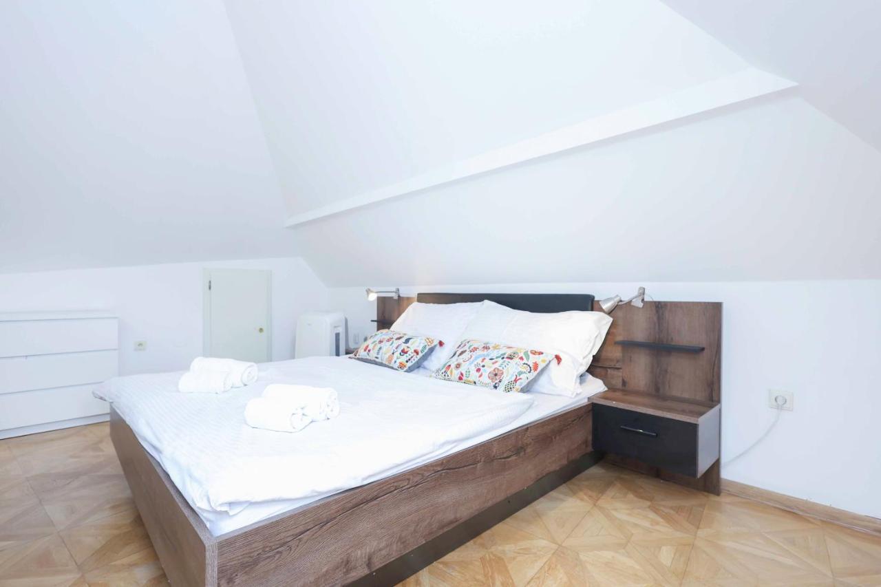 Beethoven Apartments Bratislava Bagian luar foto
