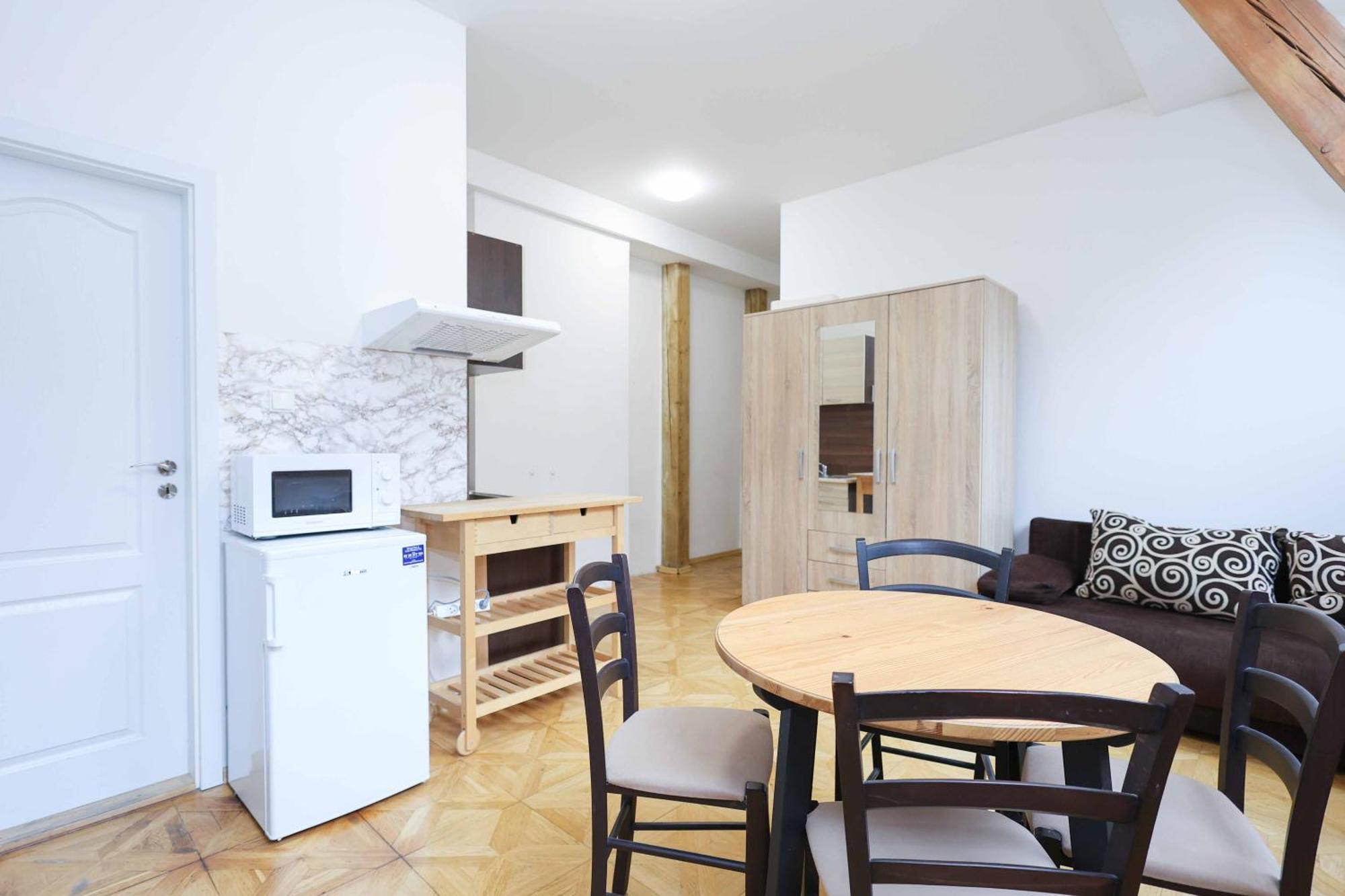 Beethoven Apartments Bratislava Bagian luar foto
